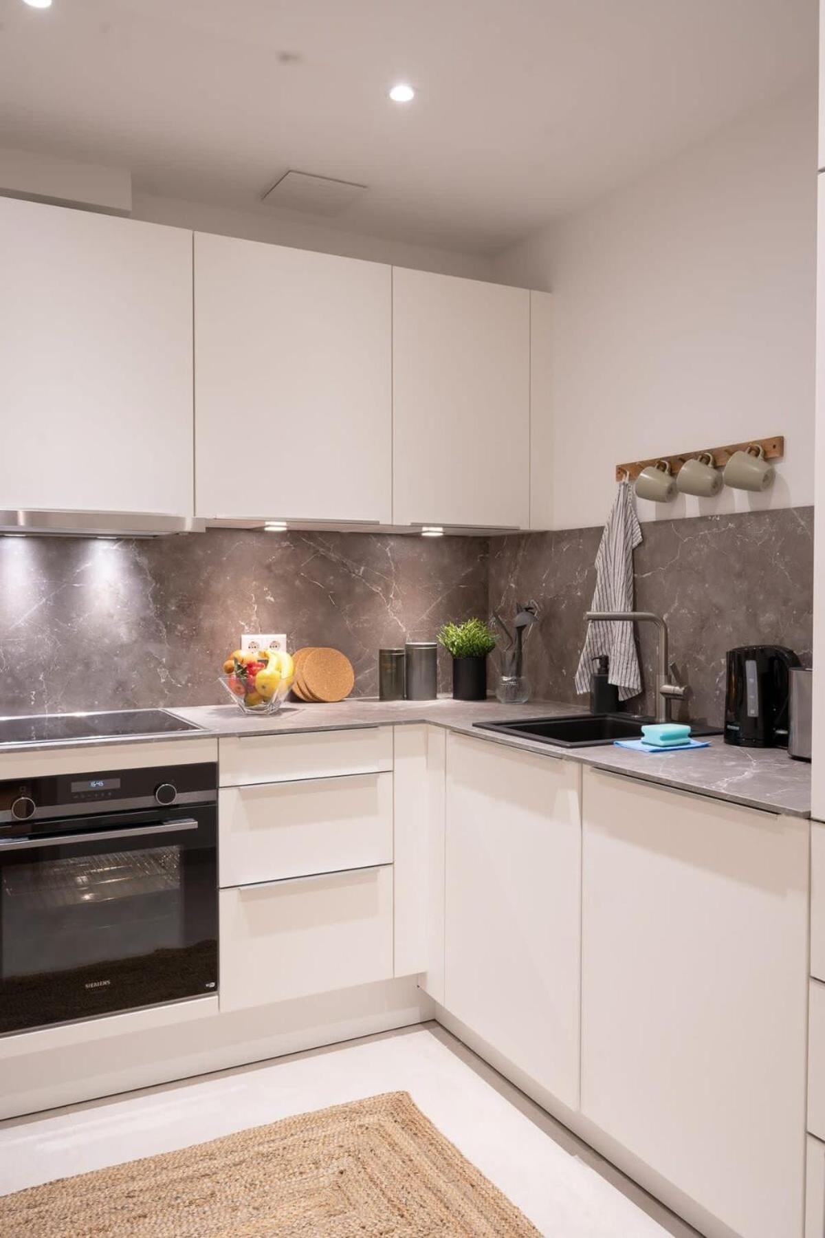 Spacious 3-Bedroom Apartment Near Eilbekpark Hamborg Eksteriør billede